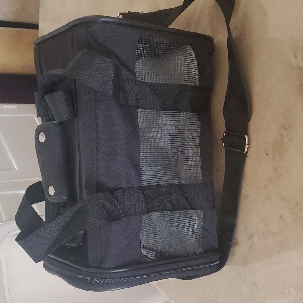 **HOST PICK** Pet Carrier